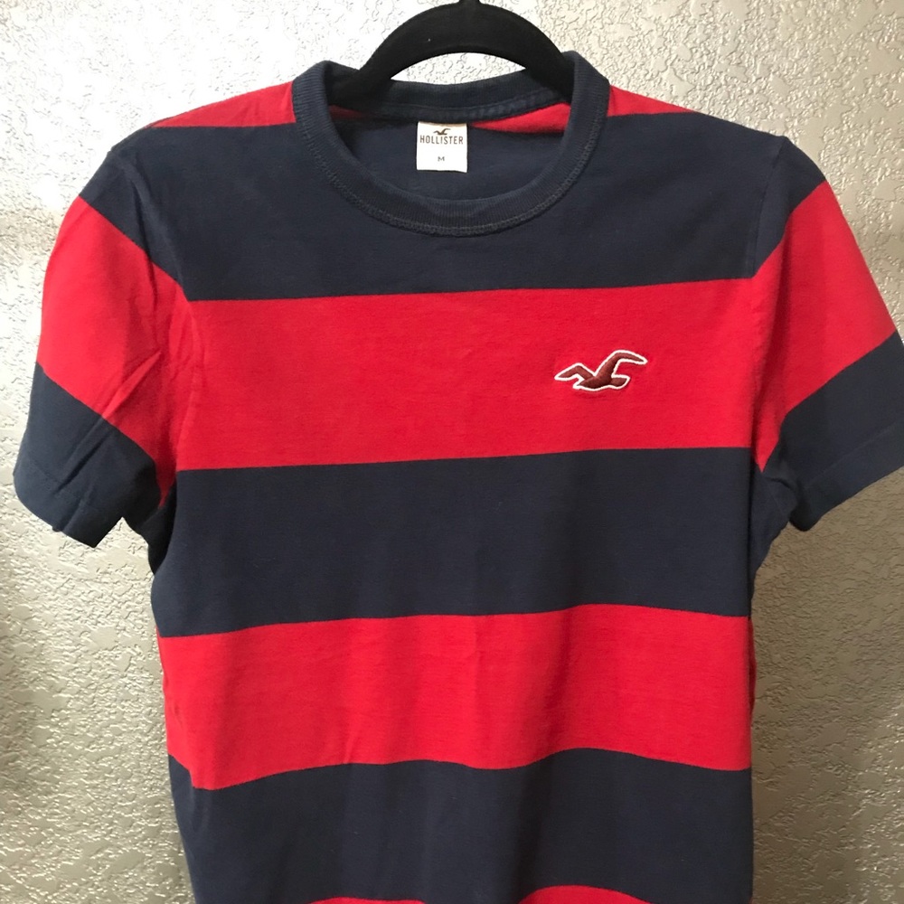 Short sleeve tee